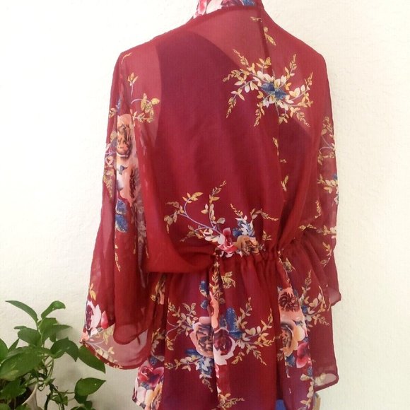 Justin & Taylor Sheer Coverup Ruana Series OSFM Burgundy Floral - Picture 2 of 9